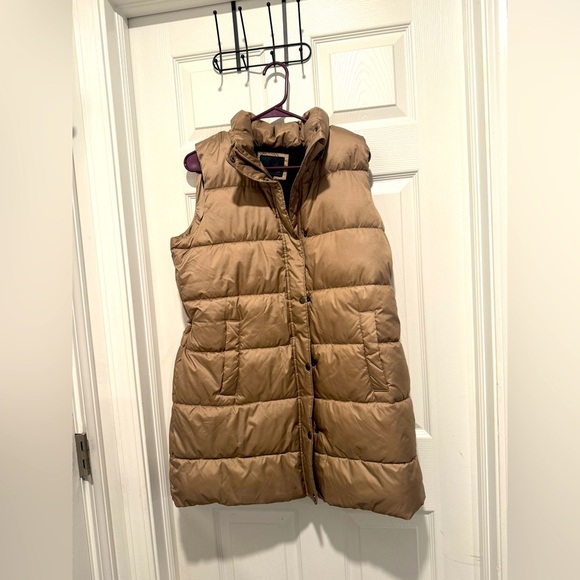 Weatherproof Quilted Puffer Vest Size Large. Fleece lined, inside cinching. - Picture 1 of 6